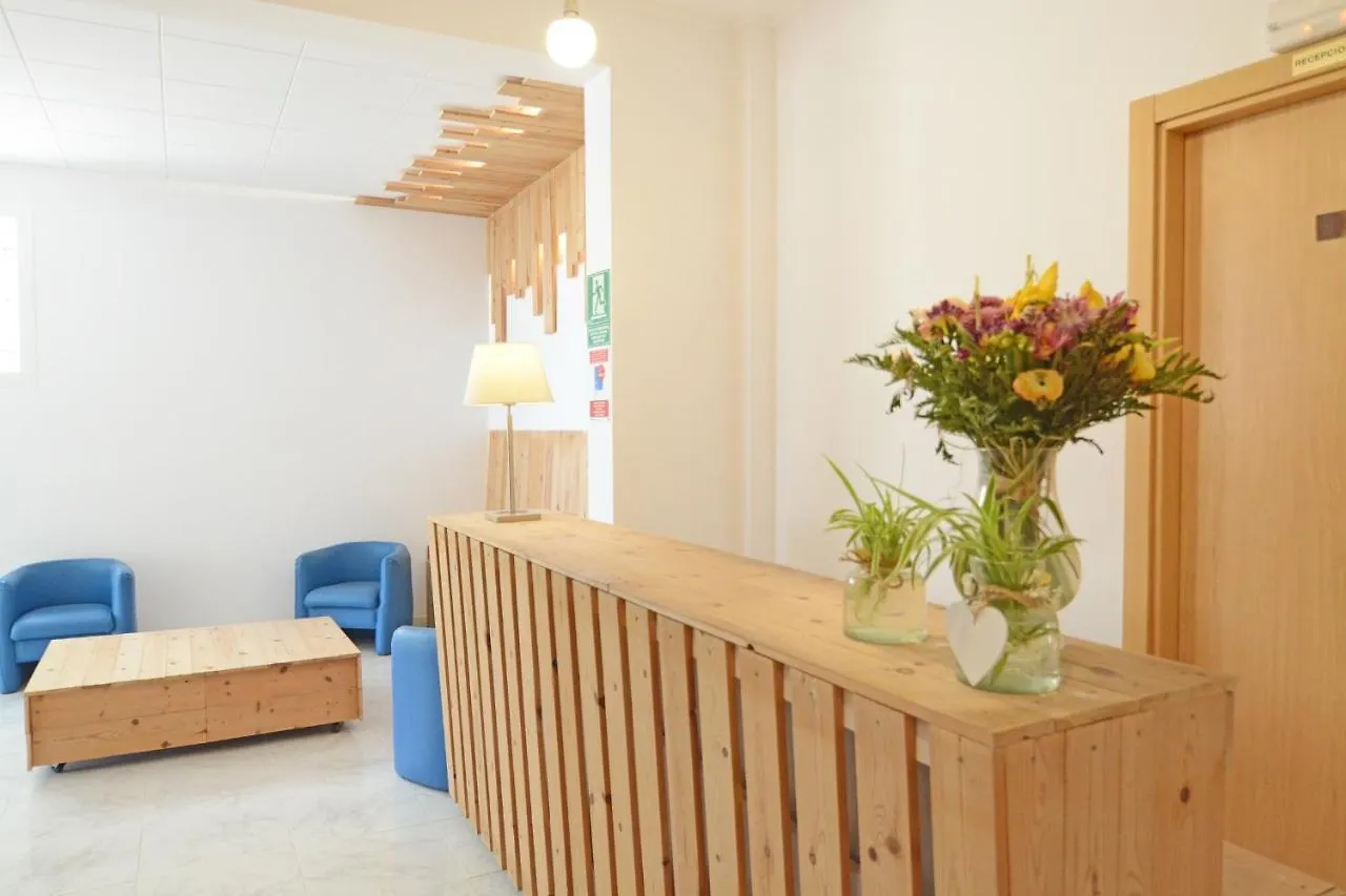 Apartamentos Playa Sol Es Cana Spagna