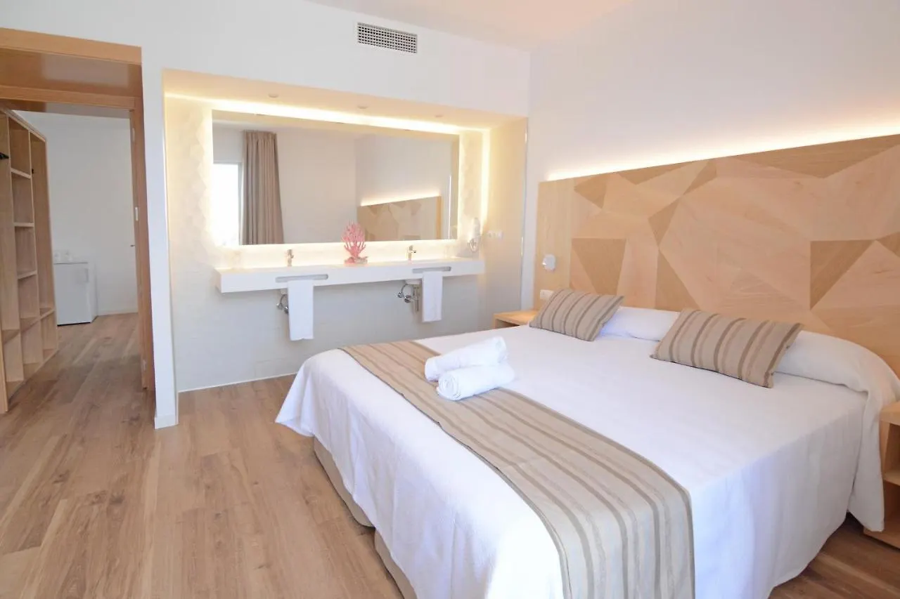 Apartamentos Playa Sol Es Cana 0*,