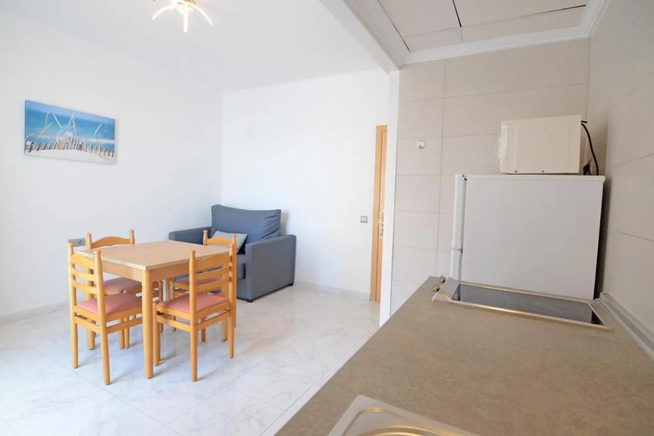 Apartamentos Playa Sol Es Cana Aparthotel
