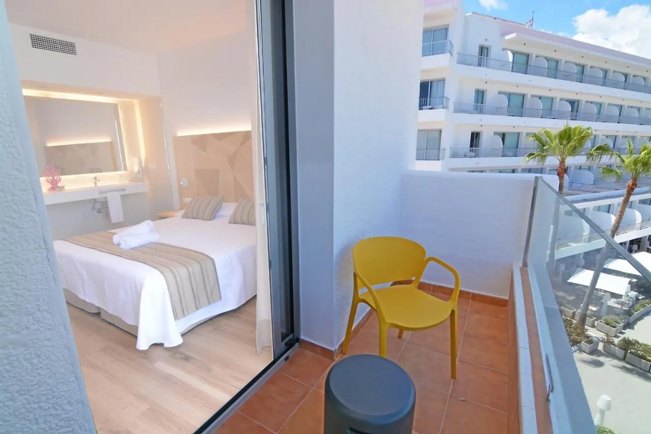 Apartamentos Playa Sol Es Cana 公寓式酒店