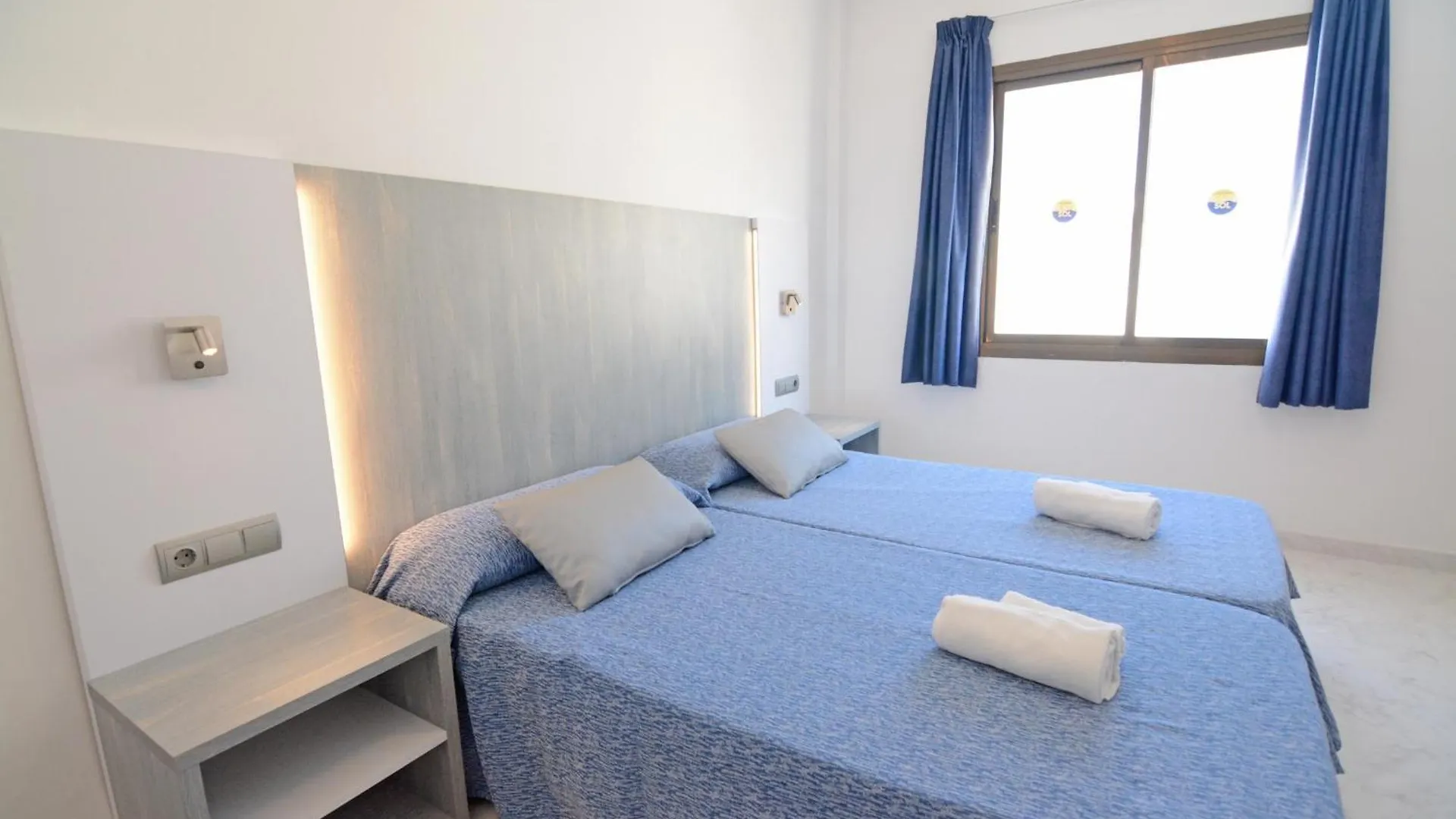 Apartamentos Playa Sol Es Cana 公寓式酒店